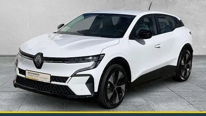 Gebraucht Renault Megane E-Tech Equilibre 96 kW (131 PS) 2022 Weiß Limousine