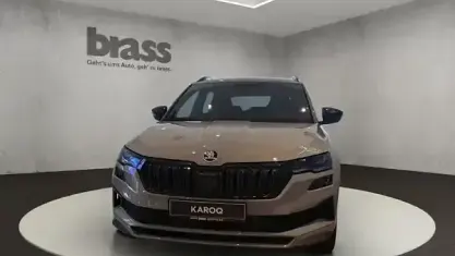 Gebraucht Skoda Karoq SportLine 150 PS (110 kW) 2026 Stahlgrau SUV