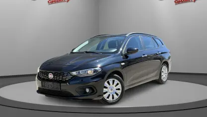 Gebraucht Fiat Tipo Easy 95 PS (69 kW) 2018 Colore esterno (new nero (vr718/b)) Kombi