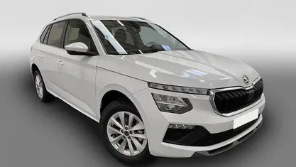 2y moon white met. Neu 2025 Skoda Kamiq Selection SUV | 26.975 € (Fairer Preis)