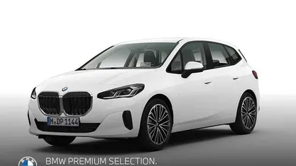 Gebraucht BMW 220 Active Tourer Luxury Line 156 PS (114 kW) 2025 Van / Kleinbus