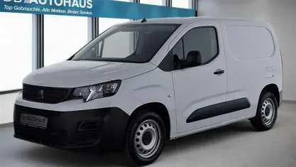 Gebraucht Peugeot Partner Premium 131 PS (96 kW) 2023 Weiß Van / Kleinbus
