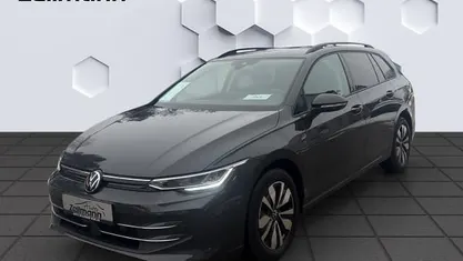 Grau Gebraucht 2024 VW Golf VIII Goal Kombi | 25.865 € (Guter Preis)