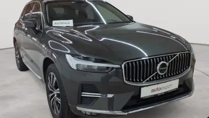 Gebraucht Volvo XC60 Inscription 197 PS (144 kW) 2022 Pine grey metallic SUV