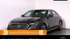Grau Gebraucht 2024 Mercedes E220 Avantgarde Limousine | 51.980 € (Fairer Preis)