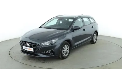 Grau Gebraucht 2021 Hyundai i30 Pure Kombi | 13.990 € (Superpreis)