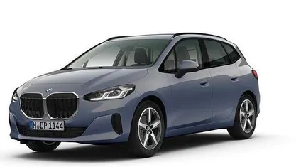 Gebraucht BMW 220 Active Tourer 170 PS (125 kW) 2025 Van / Kleinbus