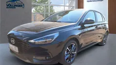 Schwarz Gebraucht 2024 Hyundai i30 Advantage Limousine | 20.990 € (Fairer Preis)