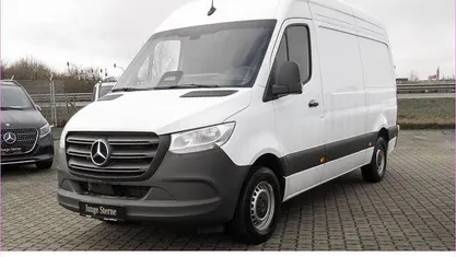 Gebraucht Mercedes Sprinter 150 PS (110 kW) 2024 Van