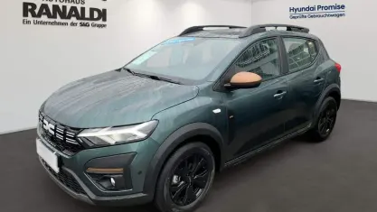 Neu Dacia Sandero Extreme 110 PS (80 kW) 2025 Gruen SUV