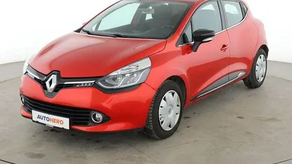 Gebraucht Renault Clio IV Luxe 90 PS (66 kW) 2015 Rot Limousine