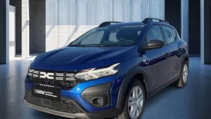 Usata Dacia Sandero Essentiel 122 CV (89 kW) 2024 Blu Berlina