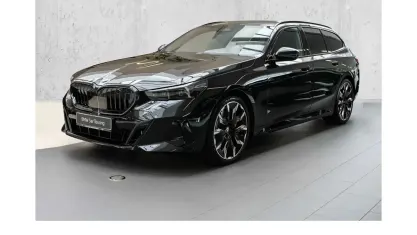 Neu BMW 540 Comfort Edition 303 PS (222 kW) 2026 Schwarz Kombi