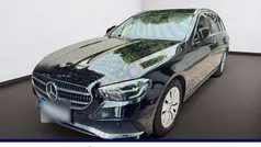 Schwarz Gebraucht 2022 Mercedes E220 Avantgarde Limousine | 32.990 € (Superpreis)