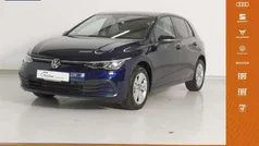 Atlanticblue metallic Gebraucht 2023 VW Golf VIII Life Limousine | 23.940 € (Superpreis)
