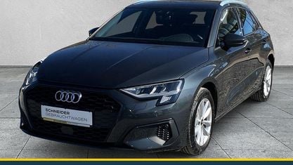 Używany Audi A3 Comfort 150 KM (110 kW) 2022 Szary Sedan/Limuzyna