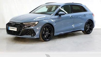 Gebraucht 2025 Audi RS3 Sportback Sport Kleinwagen | 69.590 € (Guter Preis)