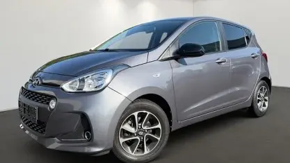 Gebraucht Hyundai i10 YES! 87 PS (63 kW) 2019 Grau Kleinwagen