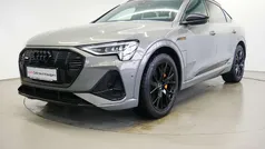 Grau Gebraucht 2022 Audi e-tron Sportback S-Line SUV | 41.500 € (Fairer Preis)