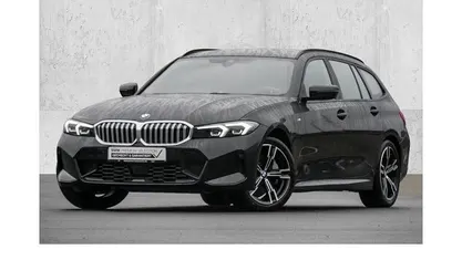Schwarz Gebraucht 2025 BMW 330 M Sport Kombi | 38.999 € (Superpreis)