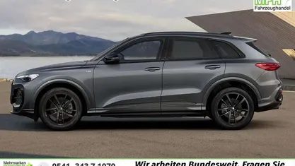 Distriktgrün metallic Neu 2025 Audi Q5 S-Line SUV | 65.834 € (Fairer Preis)