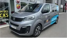 Grau Gebraucht 2022 Fiat E-Ulysse Lounge Van / Kleinbus | 31.985 € (Fairer Preis)