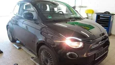Schwarz Gebraucht 2022 Fiat 500e Icon Kleinwagen | 17.998 € (Fairer Preis)