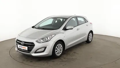 Gebraucht 2016 Hyundai i30 Classic Limousine | 10.490 € (Fairer Preis)