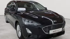 Obsidianschwarz metallic Gebraucht 2022 Ford Focus Titanium Kombi | 11.290 € (Fairer Preis)