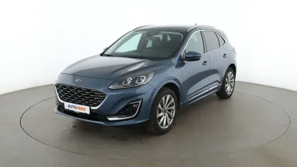 Używany Ford Kuga Vignale 190 KM (139 kW) 2022 Niebieski SUV