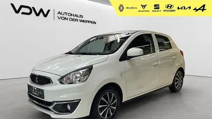 Weiß Gebraucht 2020 Mitsubishi Space Star Diamant Edition Kleinwagen | 8.880 € (Fairer Preis)
