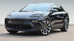 Tiefschwarzmetallic Gebraucht 2024 Porsche Macan SUV | 84.900 € (Guter Preis)