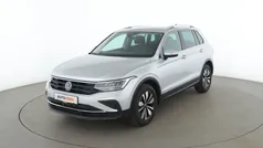 Grau Gebraucht 2023 VW Tiguan Move SUV | 30.030 € (Guter Preis)