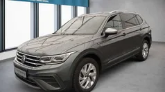 Grau Gebraucht 2023 VW Tiguan Allspace Life SUV | 33.870 € (Guter Preis)