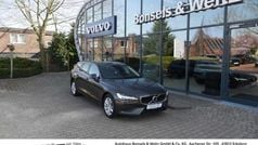 Grau metallic Gebraucht 2022 Volvo V60 Core Kombi | 29.490 € (Fairer Preis)