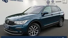 Nightshade blue metallic Gebraucht 2023 VW Tiguan Life SUV | 30.899 € (Guter Preis)