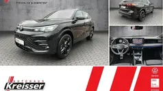 Schwarz (deep black perleffekt) Gebraucht 2024 VW Tiguan R-line SUV | 52.480 € (Fairer Preis)