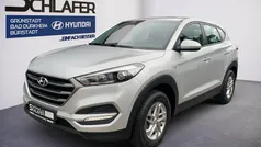 Platinum silver / mic Gebraucht 2016 Hyundai Tucson Classic SUV | 13.980 € (Fairer Preis)