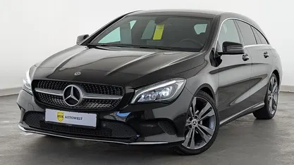 Gebraucht Mercedes CLA200 Shooting Brake Urban 156 PS (114 kW) 2018 Schwarz Kombi