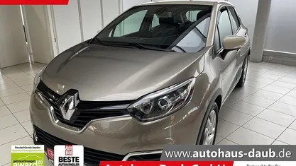 Beige hnk + elfenbein d16 Gebraucht 2014 Renault Captur Luxe SUV | 7.890 €