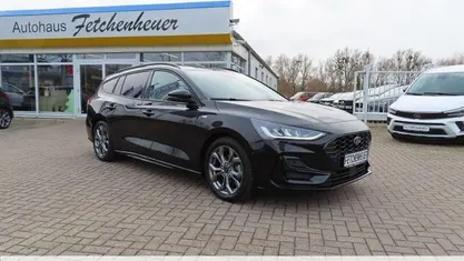 Schwarz Gebraucht 2024 Ford Focus ST-Line X Kombi | 23.990 € (Superpreis)
