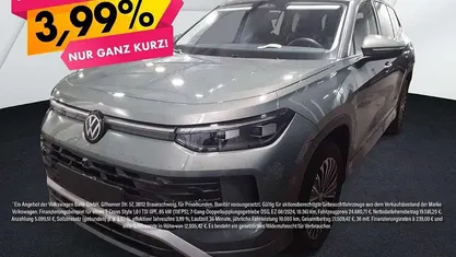 Second-hand VW Tayron Life 150 CP (110 kW) 2025 Verde SUV