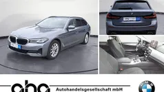 Blau Gebraucht 2022 BMW 520 Kombi | 29.990 € (Fairer Preis)