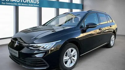 Gebraucht VW Golf VIII Life 110 PS (80 kW) 2024 Schwarz Kombi