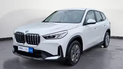 Gebraucht BMW iX1 Performance 230 kW (313 PS) 2022 Weiß SUV