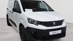 Schneeweiß Gebraucht 2020 Peugeot Partner Premium Van / Kleinbus | 14.290 € (Guter Preis)