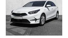 Weiß Gebraucht 2023 Kia Ceed Vision Limousine | 21.500 € (Guter Preis)