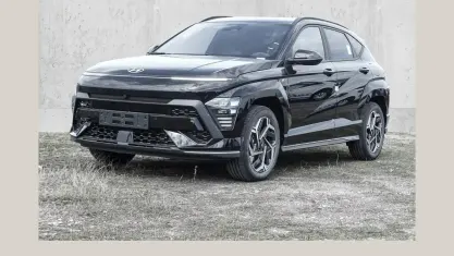 Neu Hyundai Kona N Line 139 PS (102 kW) 2026 Schwarz SUV