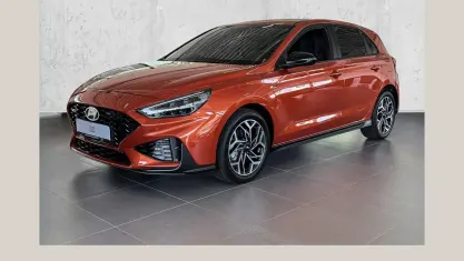 Neu Hyundai i30 N Line 150 PS (110 kW) 2026 Orange Limousine