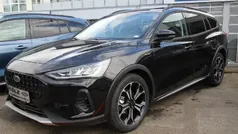 Obsidian schwarz metallic Gebraucht 2023 Ford Focus Active Kombi | 19.990 € (Superpreis)